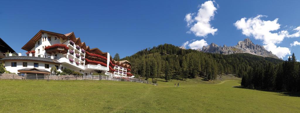 Hotel Sonnalp オベレッジェン エクステリア 写真